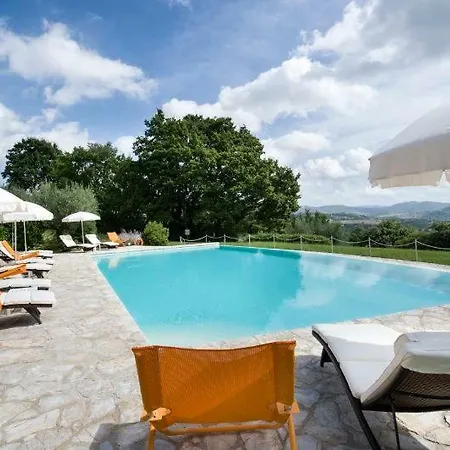 Sleeps 15 Pool Air Con Wifi Perugia