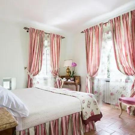 Sleeps 15 Pool Air Con Wifi Villa